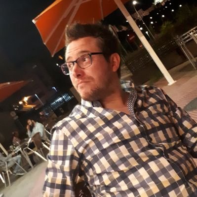 Escritor. Autor de Historias de las 3:33 y Canción de Cuna.
Más info en mi instagram: https://t.co/Ovfh30nqpV
