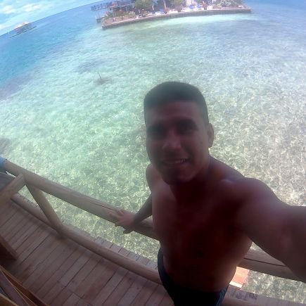 JhonnyAlbiiazul's profile picture. Técnico Superior en Comercio Exterior. Matador de la cuna hasta el cajón..Azul y blanco es mi corazón...