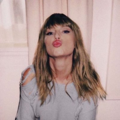 stfiws's profile picture. hi @taylorswift13 i love you
