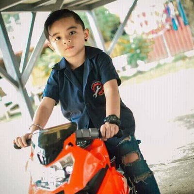 Mencari pasangan hidup yanG bisa menerima aq apa adanya...Bukan ada apanya