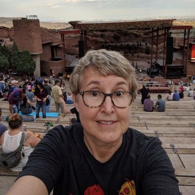 Music loving grandmother, long distance backpacker, verger. For live music, we're close to Memphis and Nashville, or fly to Austin where my grandchildren live.