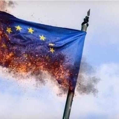 right wing thug. Brexit, stop all immigration and, restore sanity
d.o.b 1956
