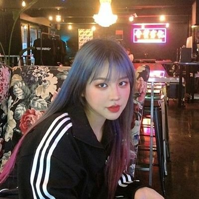 IDKCHRRY's profile picture. cherry coke 🍒