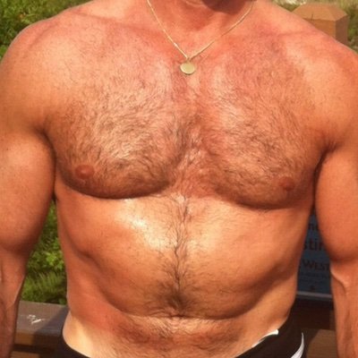 NFSW account. Mature Gentleman 50s with voracious appetite for classy beautiful women to treat with respect