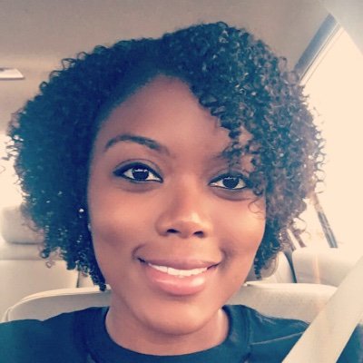 YaniqueSears's profile picture. NYC educator, wife and mom. Science/Computer Science is my jam.😁