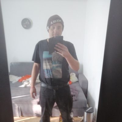 Gdy przegrywa sie 0:3 do przerwy nie mozna wierzyc w cuda trzeba wierzyc w siebie . J.Dudek , Liverpool