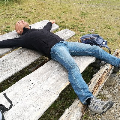 Tredipunta's profile picture. Ballroom Dancer and Amateur Radio Operator.