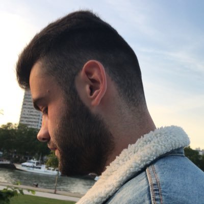 JmnzMathis's profile picture. 🏀