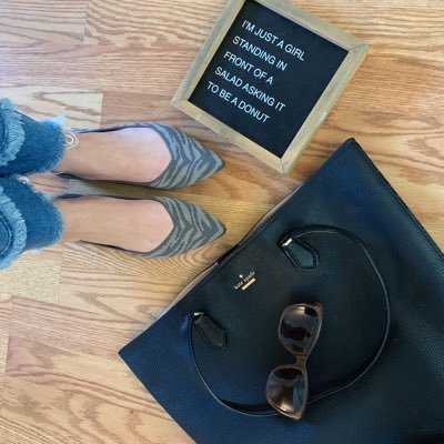 Sassydenim80's profile picture. Poshmark account for @sassydenimshop Posh Ambassador & affiliate⭐️⭐️ IG @sassydenimshop 🎉🏆