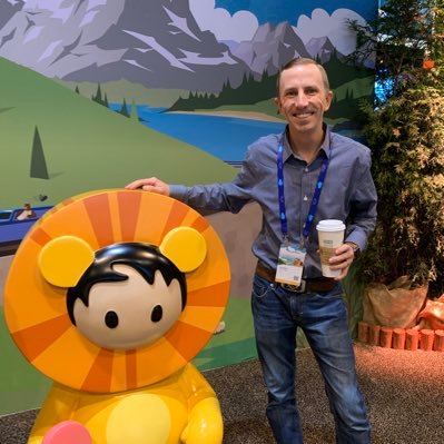 A salesforce fanatic who is building a salesforce practice from the ground up.