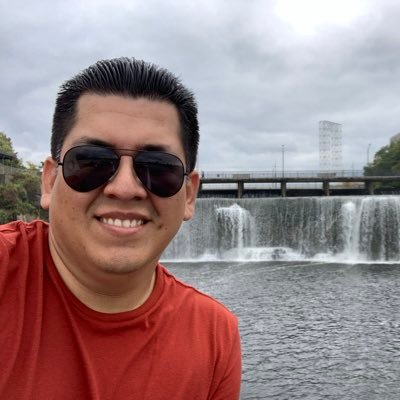 mcarrerax's profile picture. Keep going ...🇨🇦🇪🇨