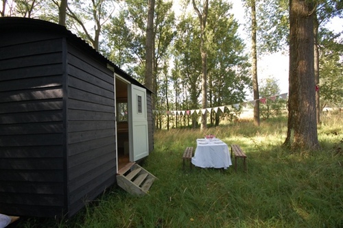 A unique Camping and Glamping site offering family friendly accommodation that is beautiful, comfortable sustainable and Fun! BRAND NEW onsite cafe!