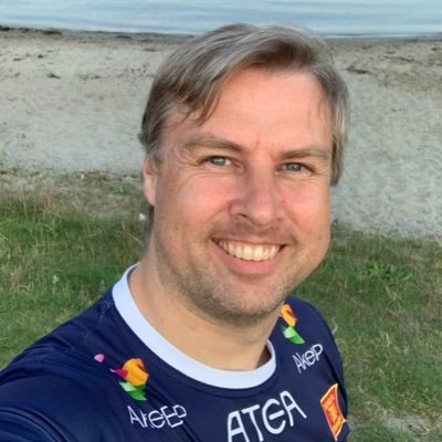 Hater VAR. Ellers: Viking, fotball, innebandy, Viking, miljø, Stadionnerd, klima, mye-annet-nerd. Nevnte jeg Viking?