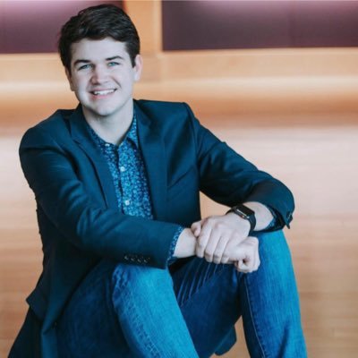 drewswifttt's profile picture. I Know Places and Holy Ground stan