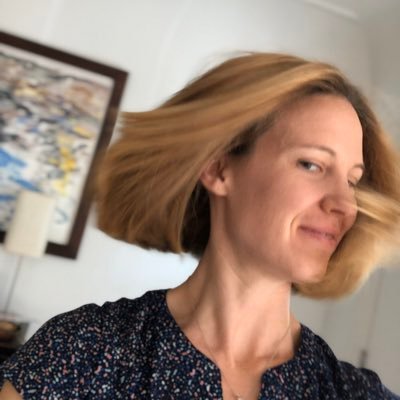 idealander's profile picture. Some yoga, some science, some data, some dance