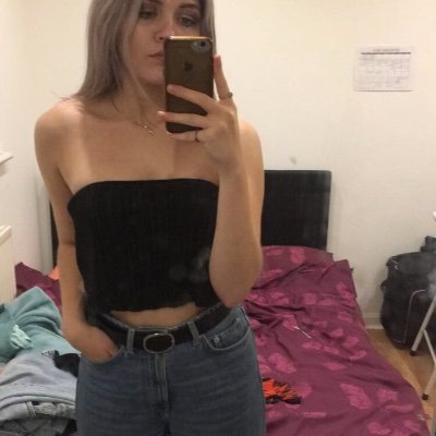 CharlRichards11's profile picture. Fashion Design ldn