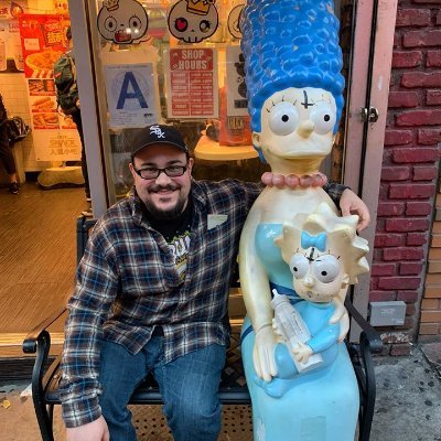 vincelovespizza's profile picture. nothing to see here