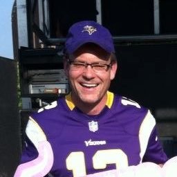 A Vikings fan that lives in the land of cheeseheads. Sorry, I never got the memo. #SKOL