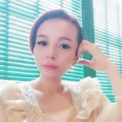 NguyenThTNhung4's profile picture. Love home