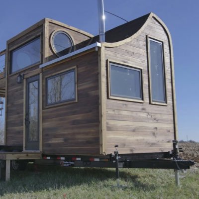 Providing information and resources to Tiny Home buyers while welcoming them to the tiny home community.