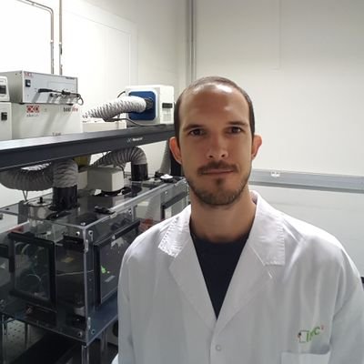 Biophysicist, @IBECbarcelona, @unipr
Binding, fluorescence, photosensitization, single-molecule techniques, nanoscopy, spectroscopy.