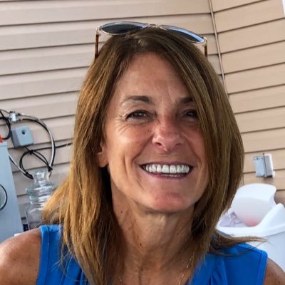Lcaby7's profile picture. Me, Wife, Mom, Friend. Jersey Girl with an incurable love of NYC, Bruce, laughing and Italian food. Trying to be a better me everyday. 😃