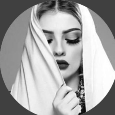 الهي اني سعيده بكل ماكتبته لي حتى تلك المشاكل التي كسرتني اعلم ان لك حكمه منه بالرغم من المتني كثير الا انني حقنا انتظر السعاده التي ستخلفها بعد تلك الاحزااان