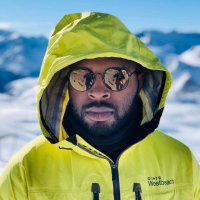 Tunde Adekeye (@riskytund) 's Twitter Profile