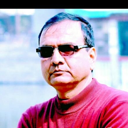देश र जनताका कुरा अरम, काम न अरम, सप्पै जना भलाद्मी बनम, काम अरे लतपत हुन्छ, देश फोहोर हुन्छ,केही न गरम सफा सुन्दर र स्वाभिमानी भैइन्छम ।