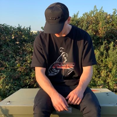 CharliCowgill's profile picture. 