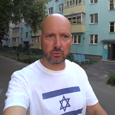 zallhat's profile picture. 