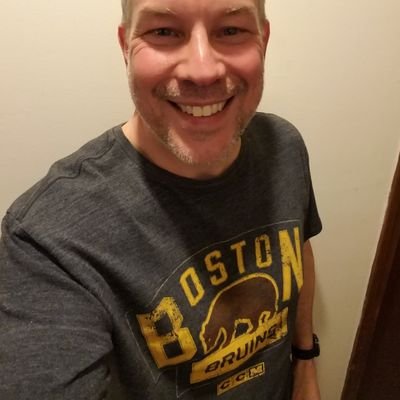 IT Manager @ Ashcroft Law Firm /
Sports Fanatic for:
Boston Bruins 🐻 🏒  
KC Chiefs 🏈 
KC Royals 👑 ⚾ /
Bandwagon/Casual Fan:
Sporting KC 👨⚽
KC Current 👩⚽