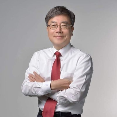 Christo54118399's profile picture. 