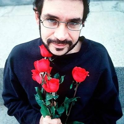 rasgaroverbo's profile picture. veja o mundo de perto.
sinta as palavras.
perceba.