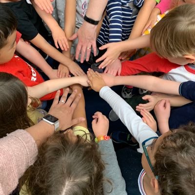 kindie17's profile picture. Our class is one of the 3 Kindergarten classes @orioleparkjps in the @tdsb sharing exciting learning, exploring and growing that takes place in our program.