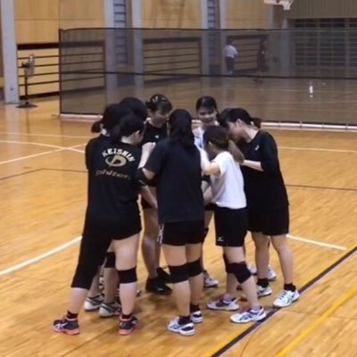 梅光学院大学女子バレー部です！ 練習試合に飢えてます！