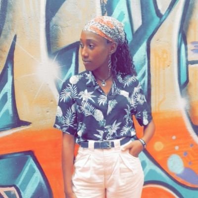 Student 👩🎓| Music, Art &Poetry❤| Green Belt activist♻️| Fitness💪| Books📖| Huge on love❤| 🇰🇪|