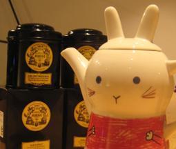 DESIGN_SPONGE's profile picture. Gallery & Cafe DESIGN SPONGE