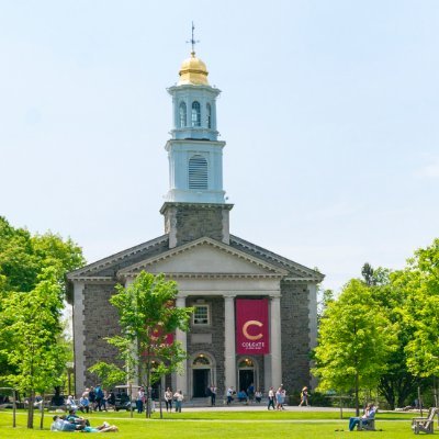 Keeping @colgateuniv alumni connected, bringing you current alumni news, and representing your voice to the University.