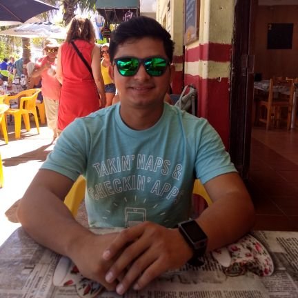 itsalexcas's profile picture. 