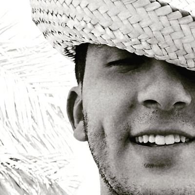 hy_ibo's profile picture. 