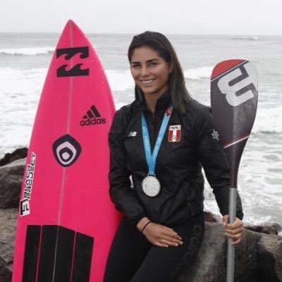 🥈 Plata en panamericanos Lima 2019 SUP surf // 🥇x3 Campeona nacional de SUP surf // Sponsors: Billabong, Adidas