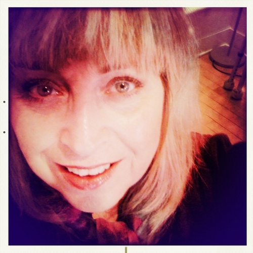 photolee's profile picture. Savor every single day, for it is a gift!