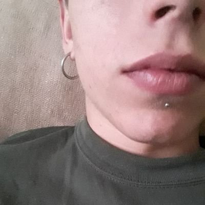 valencurcio21's profile picture. 