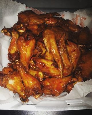 #1 BEST ALCOHOLIC FLAVORED WINGS IN HOUSTON, TX What's better than your favorite drink infused with food to fill you up? #GetCluckedUp