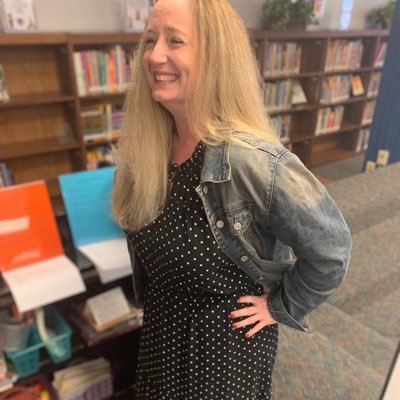 TX librarian. obsessed with picture books. taco and tea addict.