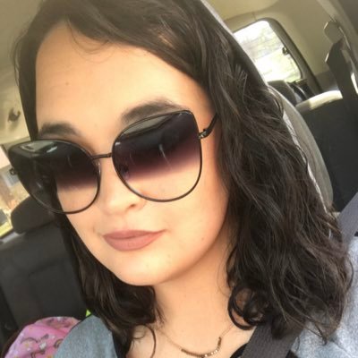Dreamer, procrastinator, student. fluent in sarcasm, profanity, and nerd. Family is everything. Stay hungry. Stay foolish. snapchat: emerladdays