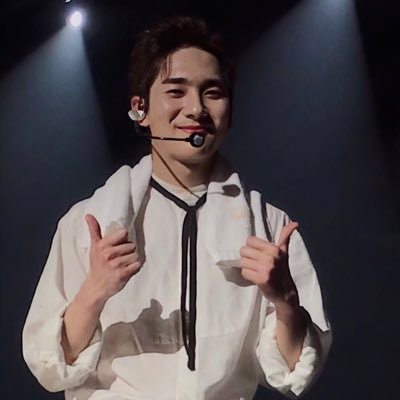 Just a LOVE who loves Nu’est & @RealAaronKwak … Don’t be tired my heart cause these can’t be eternal. At least our memories were beautiful…