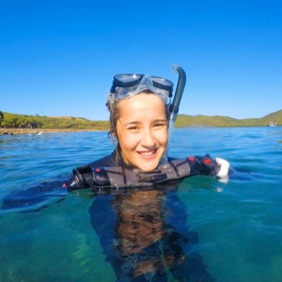 PhD candidate @JCU interested in #taxonomy #conservation #ecology #scleractinia #genetics #marinesci https://t.co/ZB3UsEZPyb