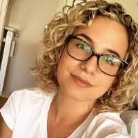 Petra Costa (@petravcosta) 's Twitter Profile
